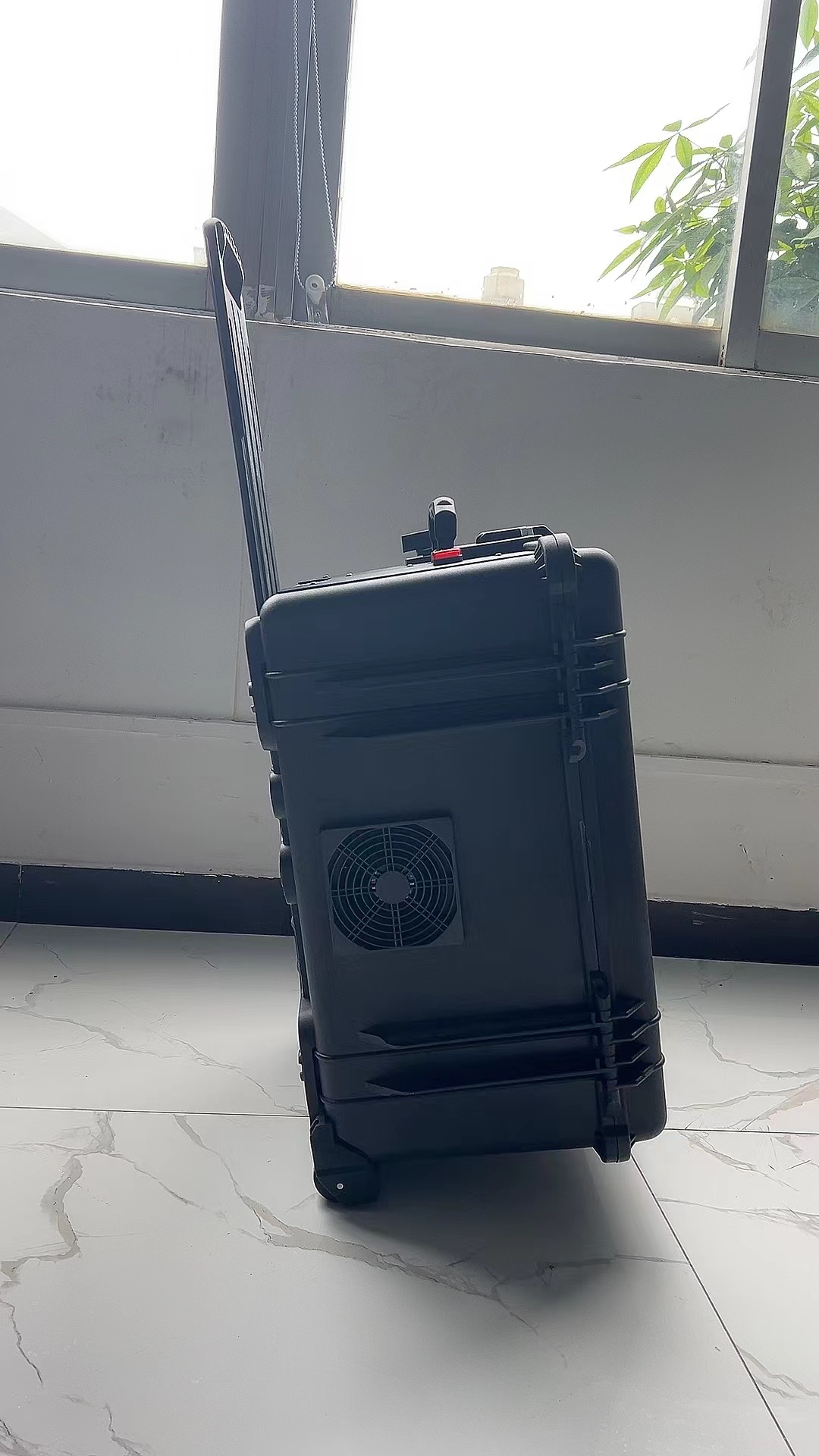 颍东手拉箱型移动通信干扰器